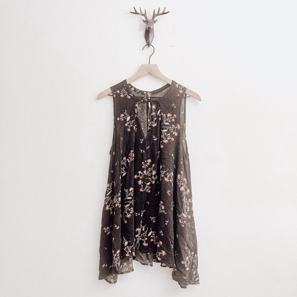 Free People Women’s Black Floral Sleeveless Tunic Top Size Medium - Picture 1 of 6